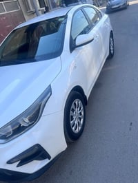 للبيع سيراتو مديل 2019ماشيه 112الف مكينه 2000مكينه وكير وصدر  تبريد كل...