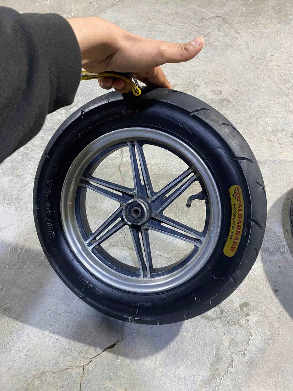 ويل نجمه للبيع
مكاني بغداد العامريه 
***********
