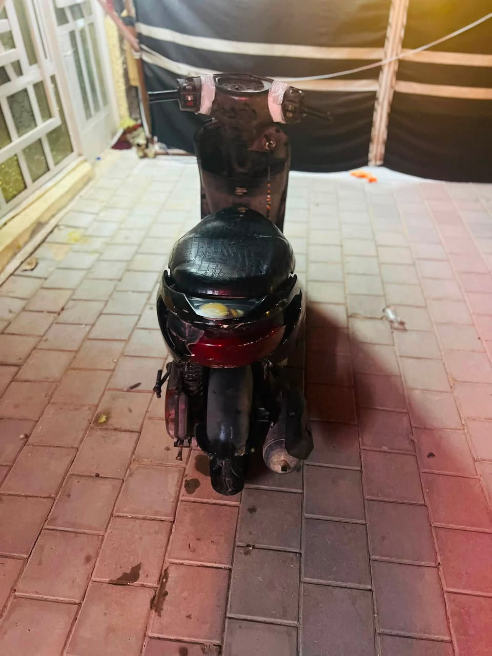 بريز لايت جوه للبيع الدراجه تحتاج تجفيت مكينه للدراجه نضيفه سعرها 350او بيها مجال عنوان مدينه الصدر قطاع 70 ….رقم ***********
