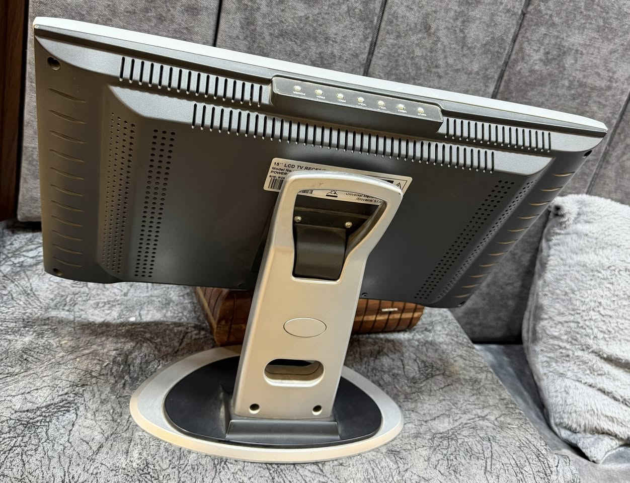 شاشة حجم 14 نظافة 95 شغالة منافذ مثل مواضح بالصورة


**إذا كنت صاحب هذا الإعلان وتريد حذفه لأي سبب، رجاءا أرسل رسالة إلى الدعم الفني**