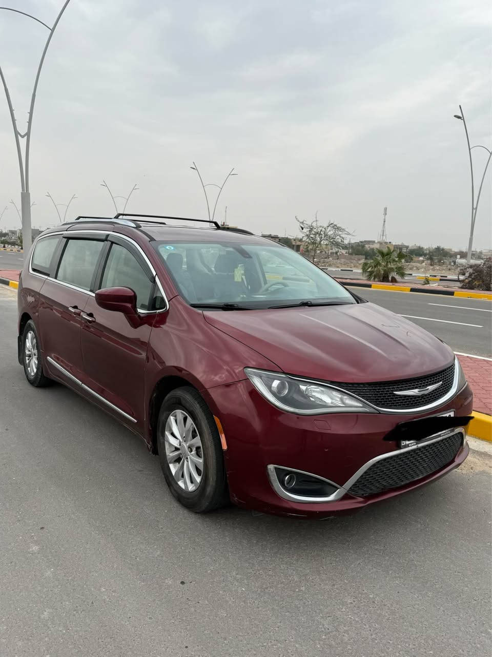 كرايسلر باسفيكا 2018 CHRYSLER PACIFICA
رقم بغداد
ماشيه 71
فول مواصفات ماعدا الفتحه

1-بصمة تشغيل وابواب 5
2-هاند بريك بصمة كهربائي
3-محرك 6 سلندر 3600
4-تدفئة بالمقاعد
5-رادار امامي وجانبي
6-ابواب كهربائيه تحكم بالبصمه غلق وفتح وبصمه ابواب
7-صندوق كهربائي شفط بصمة
8-رادار امامي خلفي بريك ذاتي التوقف مانع تصادم
9-كشنات جلد vip منفصل 7 راكب
10- مانع انزلاق 
11-كشن خزن ميموري حركات 2
12-تنبيه الخروج عن المسار
13- تبريد مركزي 3 قطع منفصل
14-تشغيل عن بعد
15-كير ماوس 
16-مثبت سرعه
17-منافذ USB وغيرها متعدده
18-حاكيات متعدده
السياره ضربتها بسيطه وجاهزه من كلشي ومابيها نقص شغل واطلع 
السعر 200 وبيها مجال 
للاستفسار 
+964 771 749 1107
*********** البصرة, العراق

