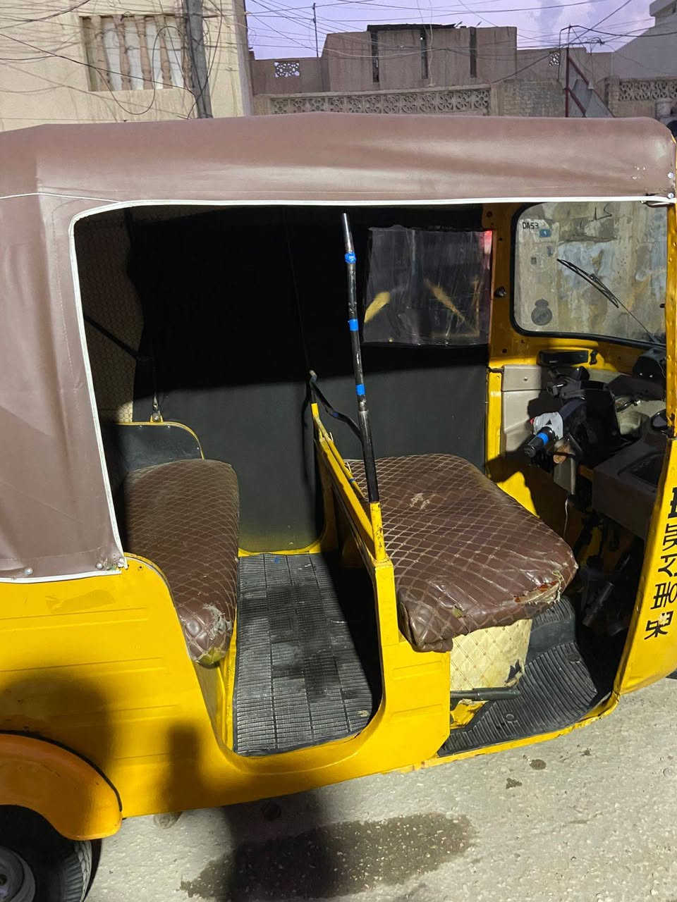 تكتك موديل 2019 للبيع فقط رقم وسنويه بأسمي السعر 5800 وبيها مجال مكينه نظيفه كبل للشارع اي نقص ما بيها تجي تتأكد بنفسك مكاني بغداد الدوره الخاص مفتوح رقمي *********** وبي واتساب
