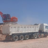 للبيع مان2003سياره سنكل امامي مع عربانه اربع دناكير اجناب مربوطه وكامل...