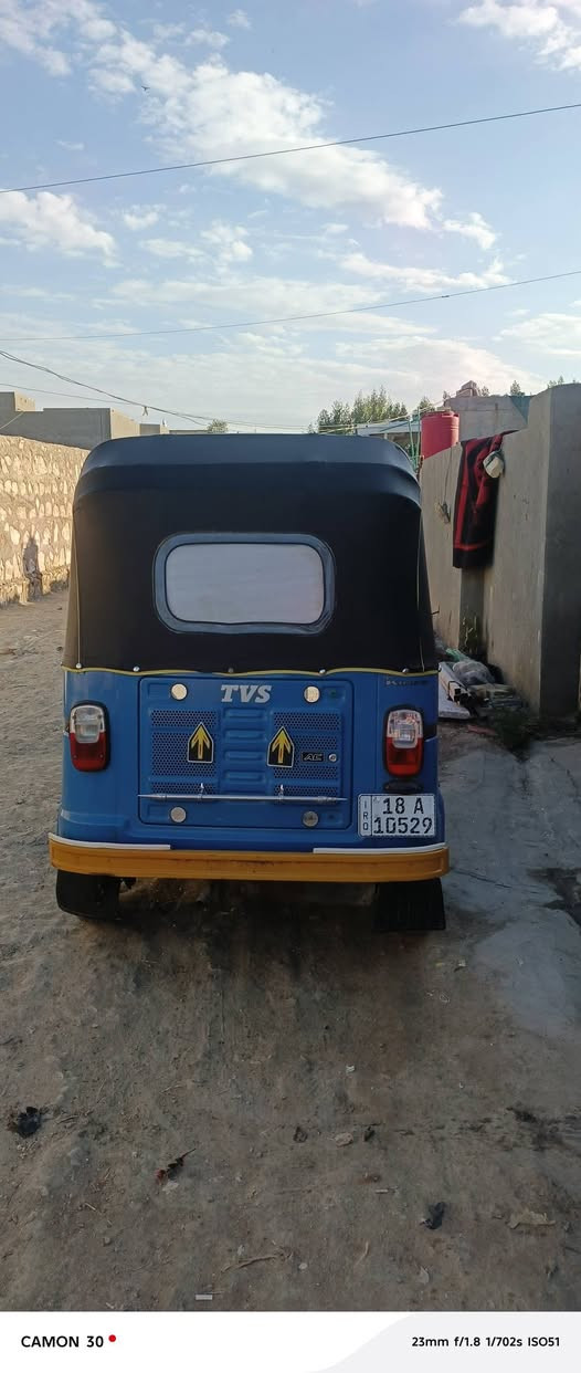 السلام عليكم تك تك تي في اس موديل 20022 لل بيع تك تك  خير من الله لا تنقيص ولا تبخير بيه كد شبر بل لغد ومعمره عل بارد  مكاني بابل الحمزه الغربي *********** السعر  7 وربع وبيه مجال
