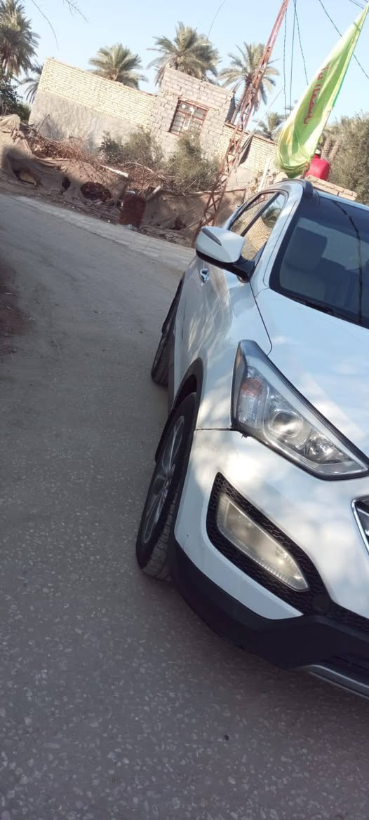 السلام عليكم  سنتافي 2013 خليجي لون ابيض فول
6سلندر
7راكب
دفع رباعي
سعر 175
غير متواجد عله فيسبوك 
رقم ‏‪0780 359 6167‬‏
