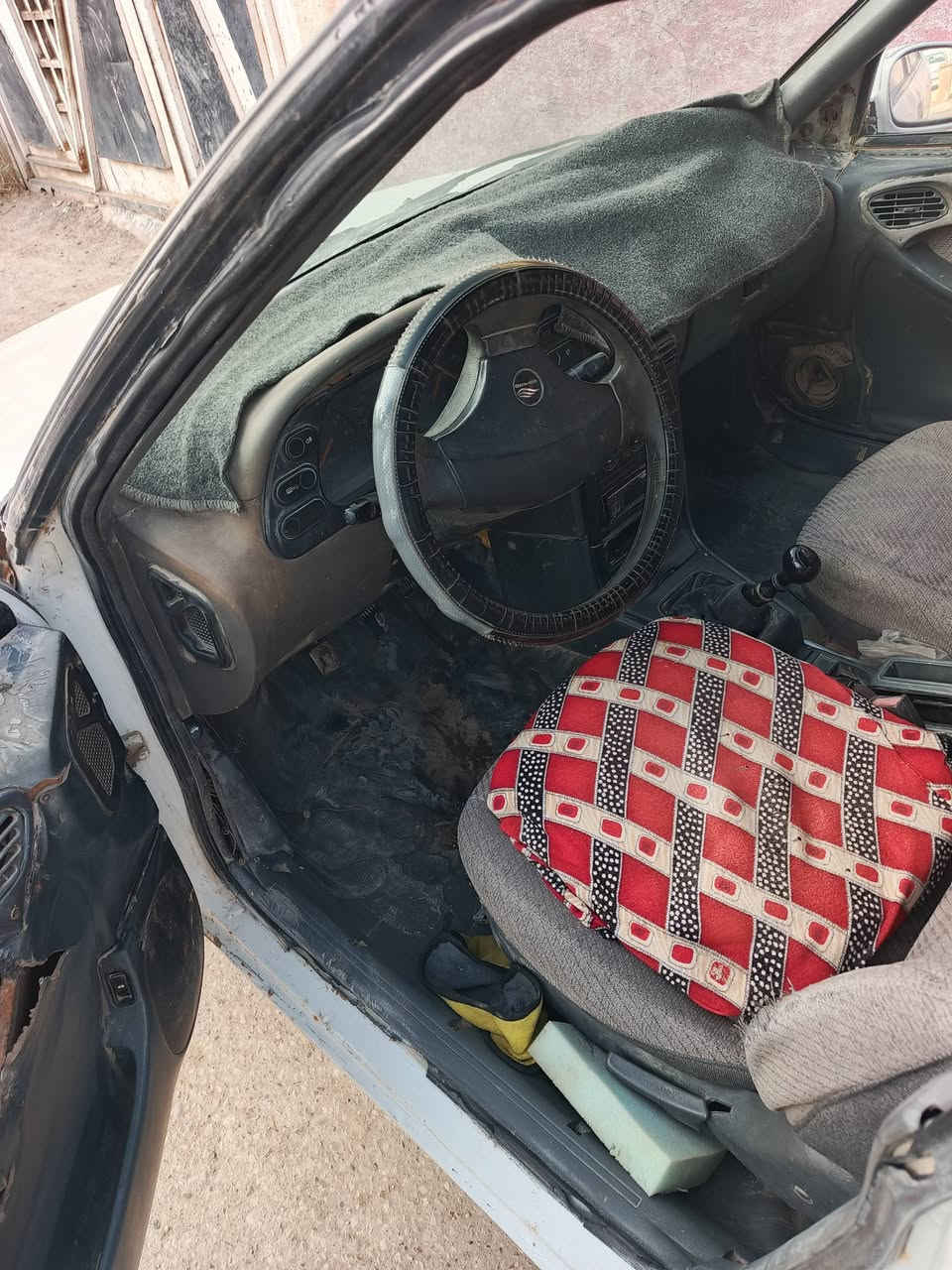 السلام عليكم للبيع اسبير موديل 1996 كير ومحرك جاهز سنوية مجدده لل 30
رقم بابل انكليزي هزه جديده السعر 20ورقه وبيه مجال 
تخم تاير الشراي يتصل ع الرقم *********** او ***********
