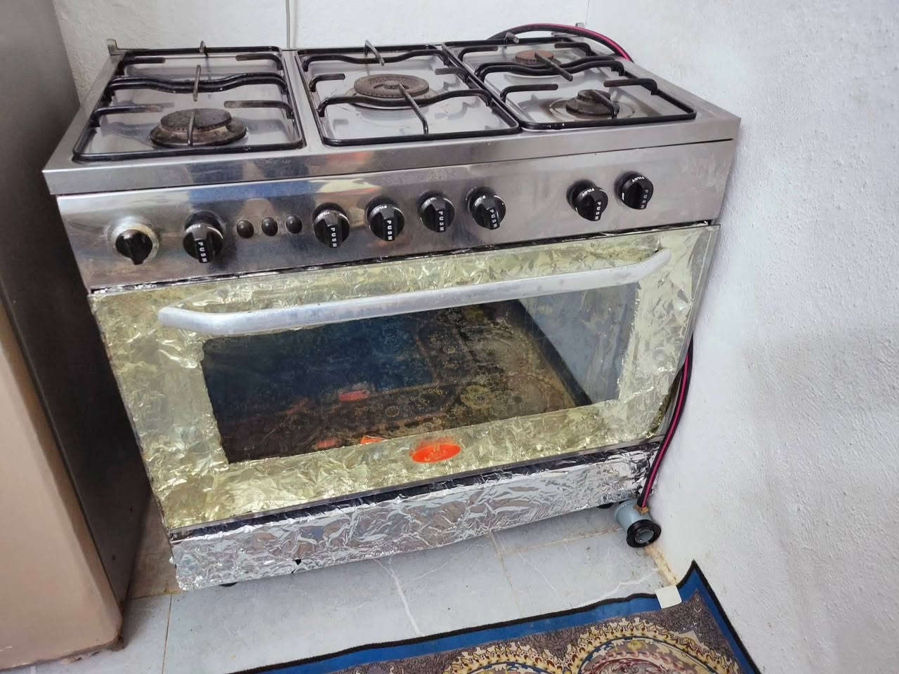 السلام عليكم غراض البيع سعر كلمن وسعره عنوان العلكايه
1--ميز بلازمه نضيف اجده سعر 65 الف
2--صوبه نفطيه اخت جديد ياباني اصلي مختم سعرهه 110 وبيهه مجال بسيط 
3-- طباخ 5 عيون اخو جديد احسن نوعيه  سعره 250 وبي مجال بسيط
4. صوبات كهرباء وحده على 25 وثاني على 10 الف عنوان علكياء قريب من شارع عام رقمي ***********
