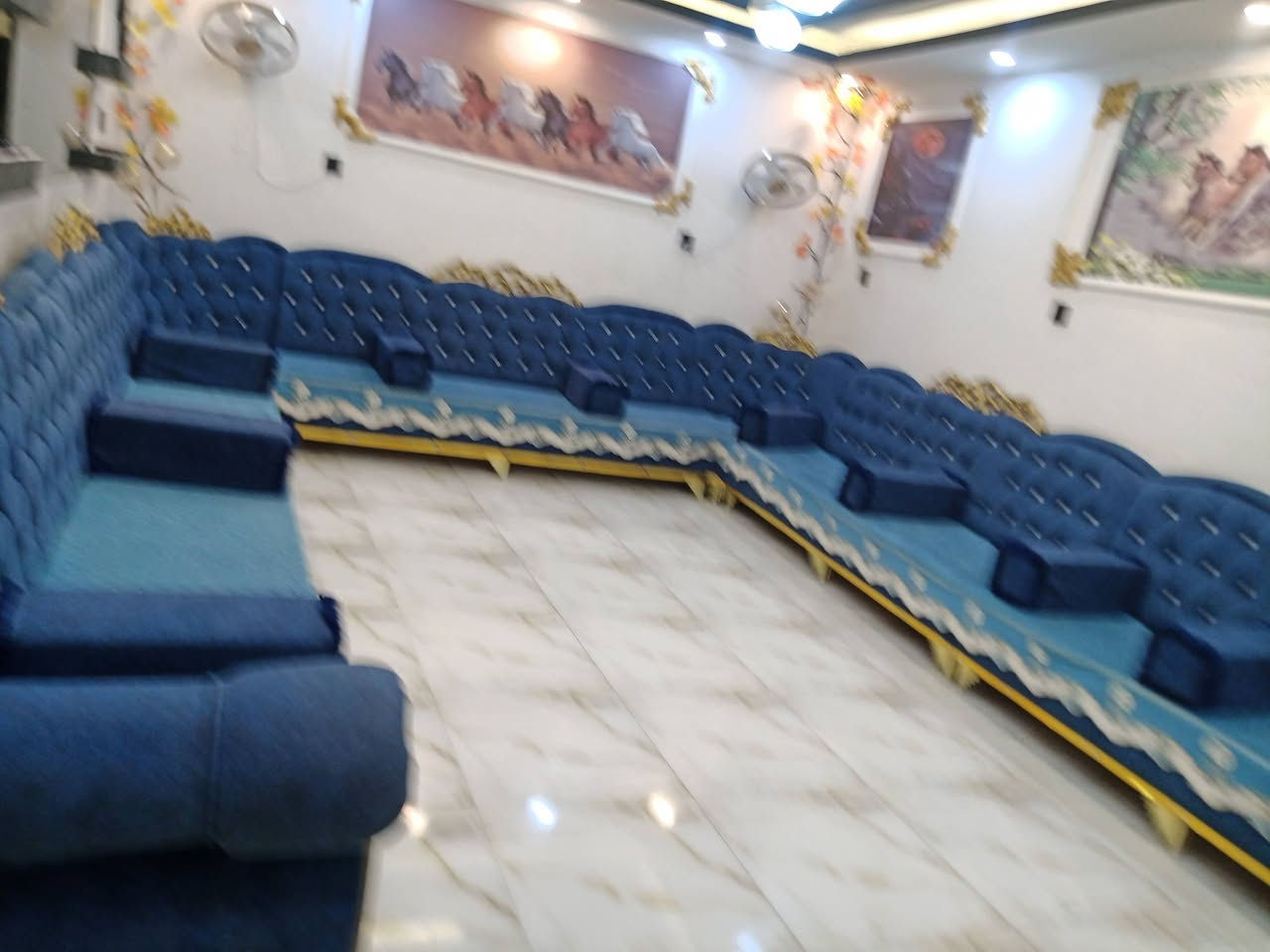 ديوان وطبلات ال بيع جديد مامستخدم كثير بس رحت على بيت جديد مايفوتن بل باب


**إذا كنت صاحب هذا الإعلان وتريد حذفه لأي سبب، رجاءا أرسل رسالة إلى الدعم الفني**