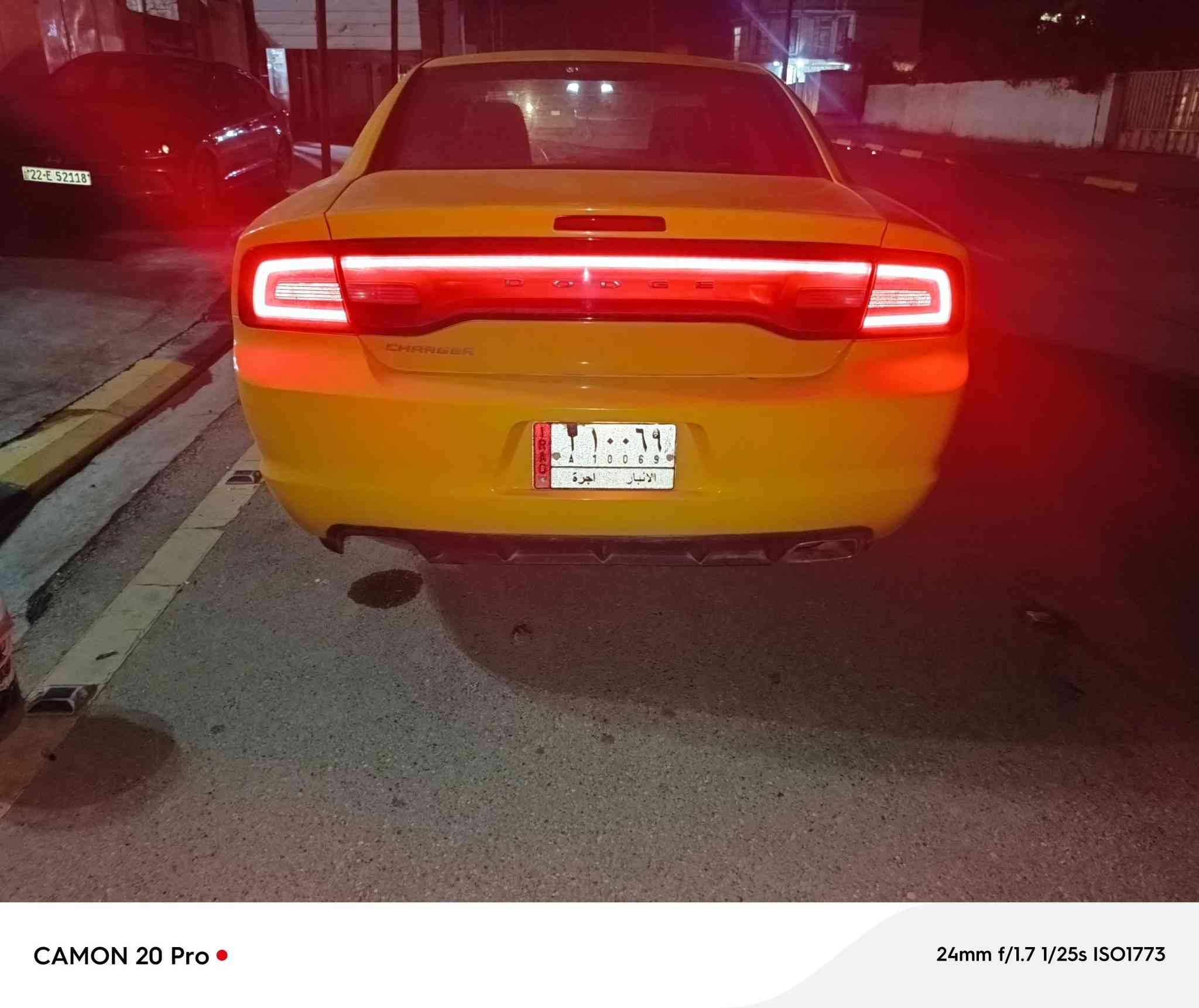 السلام عليكم جارجر موديل 2012 رقم انبار باسمي تحويل ثاني يوم مصفره هيئة وغرامات حادث فقط دوسه باب خلفي كير ومكينه كارتون قبل شهر مشدودات عليه تخم تاير جدد عربان خلفيه كامله هيه والاكسل وعربانه اماميه شديتهن قبل شهرين السياره ممشتغله ع خط استخدام شخصي السياره شديت غرفه كامله كشنات وبطاين بيبان مال موديل 2020 السياره ربع متصرف عليها تخم تاير ويل 18
السعر 138 وبيها مجال بسيط 
العنوان واسط العزيزية ***********
