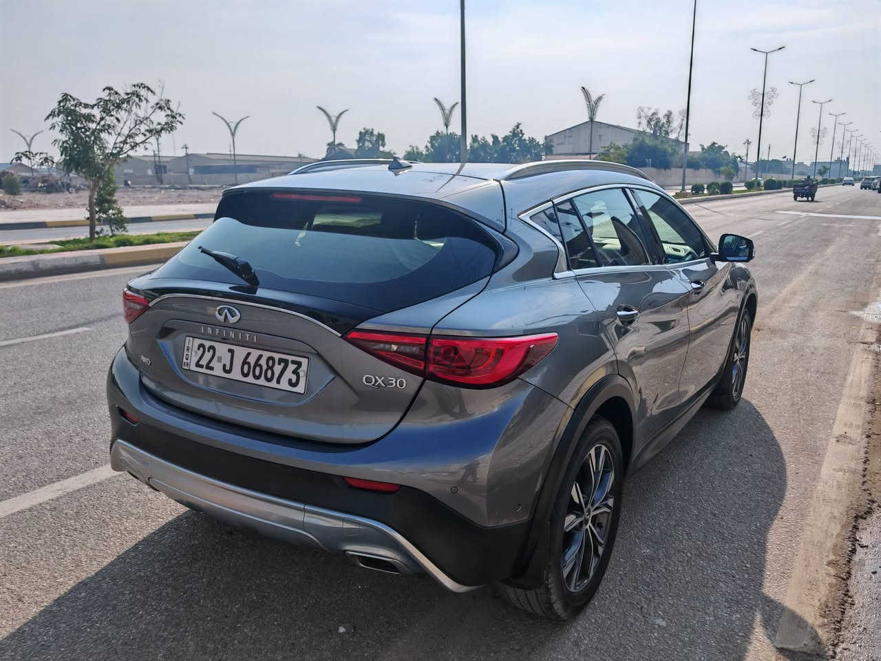 انفنتي QX30 2017 وارد أمريكي. بيها بس دعامية صبغ بدون ضرر شواصي وايرباك. ماشي 75000 مايل. السيارة فول مواصفات رقم اربيل بأسمي. السعر 12500 دولار. للتواصل ***********. مكان السيارة كربلاء.
