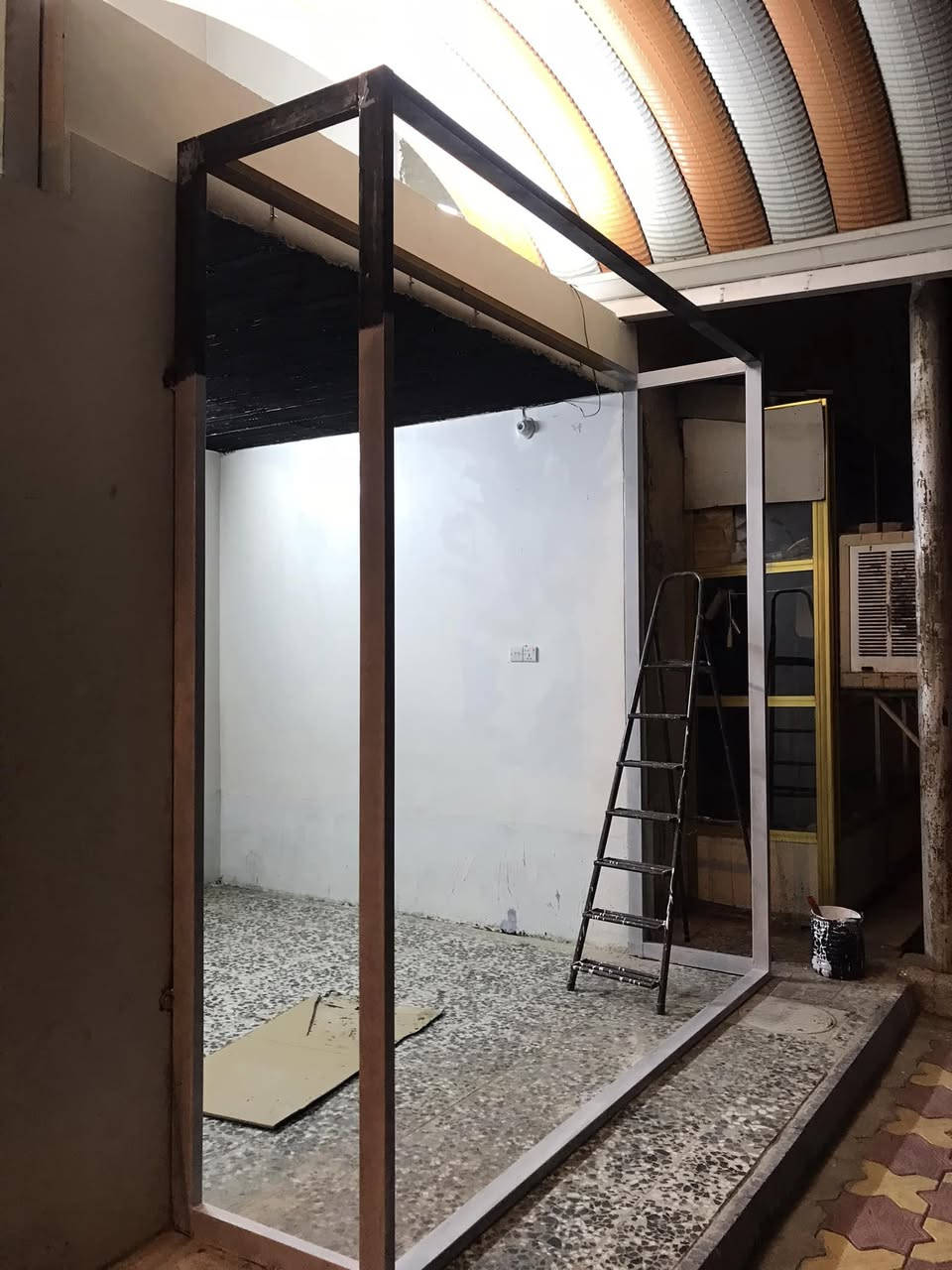 حيدر الحداد 
عمل كافة اعمال الحدادة
كوفة نجف *********** واتساب
