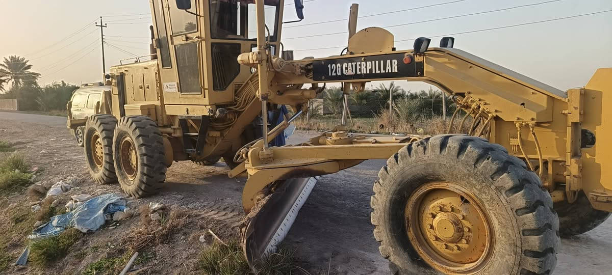 مكينه كتر جاهزه للشغل
رقم بغداد 
موديل  90 اصل
مكاني بغداد التاجي 
***********
ابو قتيبه تفاصيل اكثر اتصل بي
مكلف بل نشر
