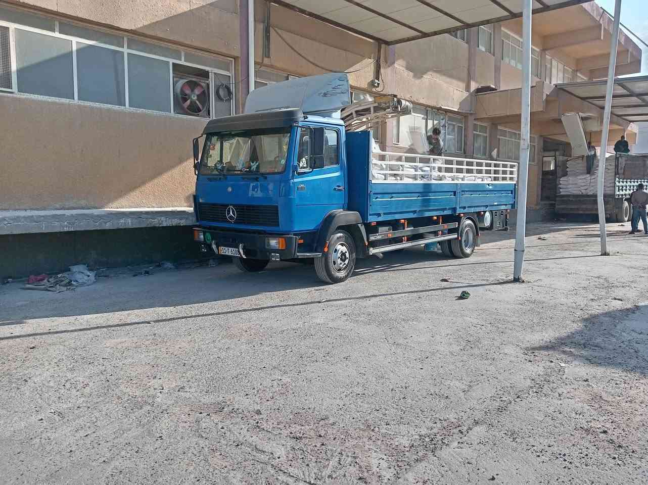 سلام عليكم لبيع البه موديل ٩٢ تخم تاير ١٧ ونص جديد محرك بيه بخار سياره ٦برغي قماره بلادي مكفوله مكان سياره بغداد بسمي كشنات هوائ بريك فراك ٤ وياله سعر ١٣٠ ورقه اقره المشور كبل لاتخابر *********** *********** على فيسبوك مامتواجد
