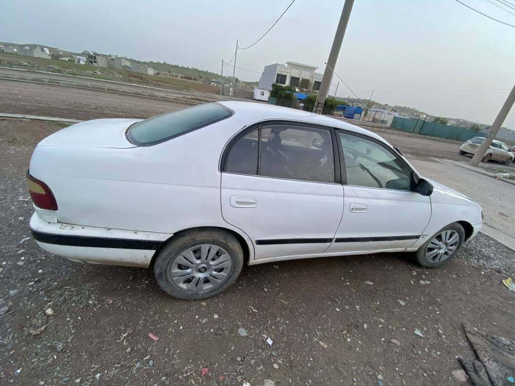 تؤيؤتا كارينة موديل 1991 سنوي اوليات بةشةرت 
گيرو مكينة بةشةرت تقة و رقةي نية سيارةكي زؤر نةرمو خؤشة بةنزين هةر ناخوا سوكان محةوةرة 
بؤ گؤرينةوة بة شتك بةدلم بيت 
 *********** أربيل, العراق
