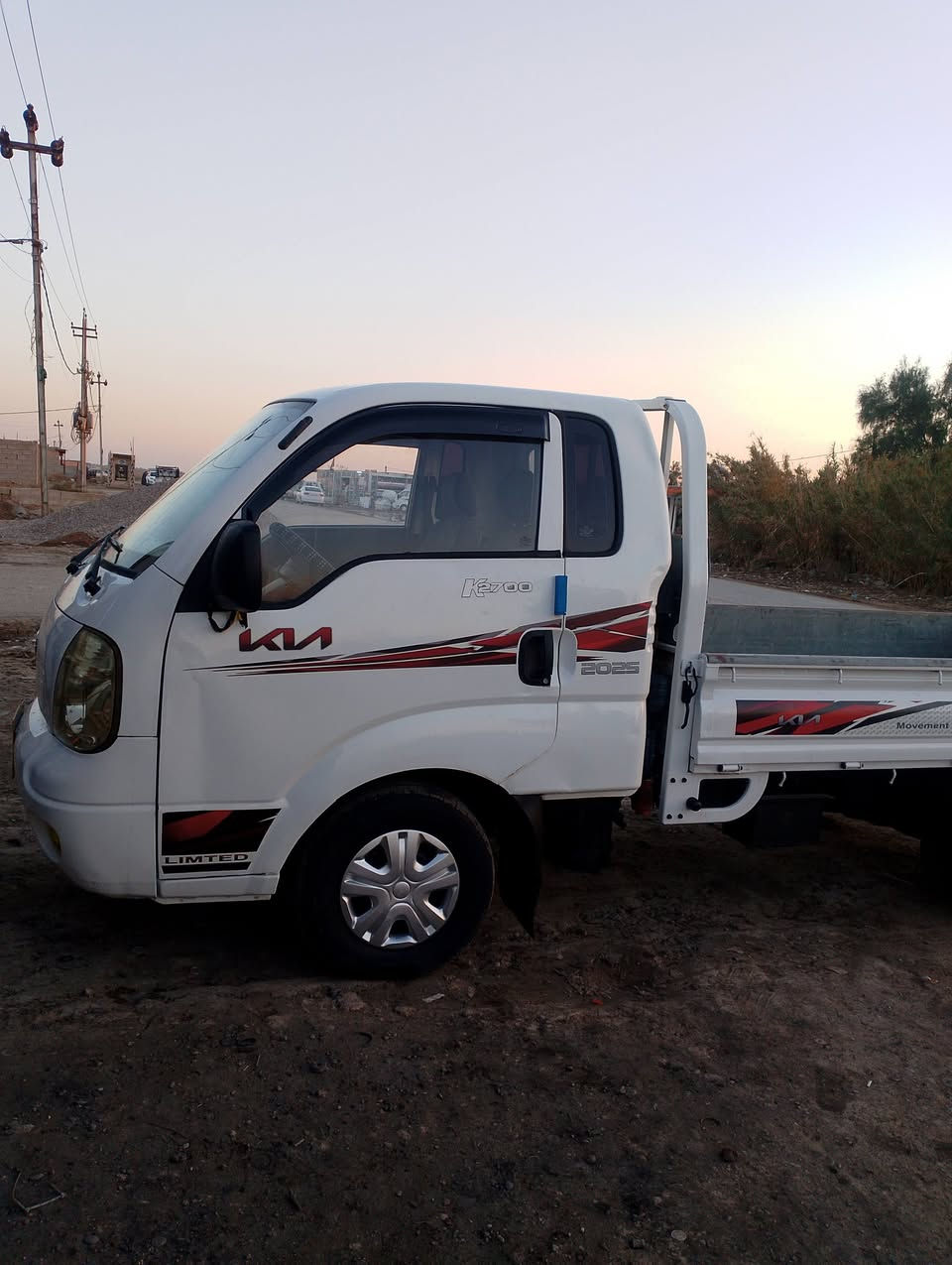 كيه بنكو البيع موديل 2010سعره 70وبيه مجال بصيط رقم ***********
