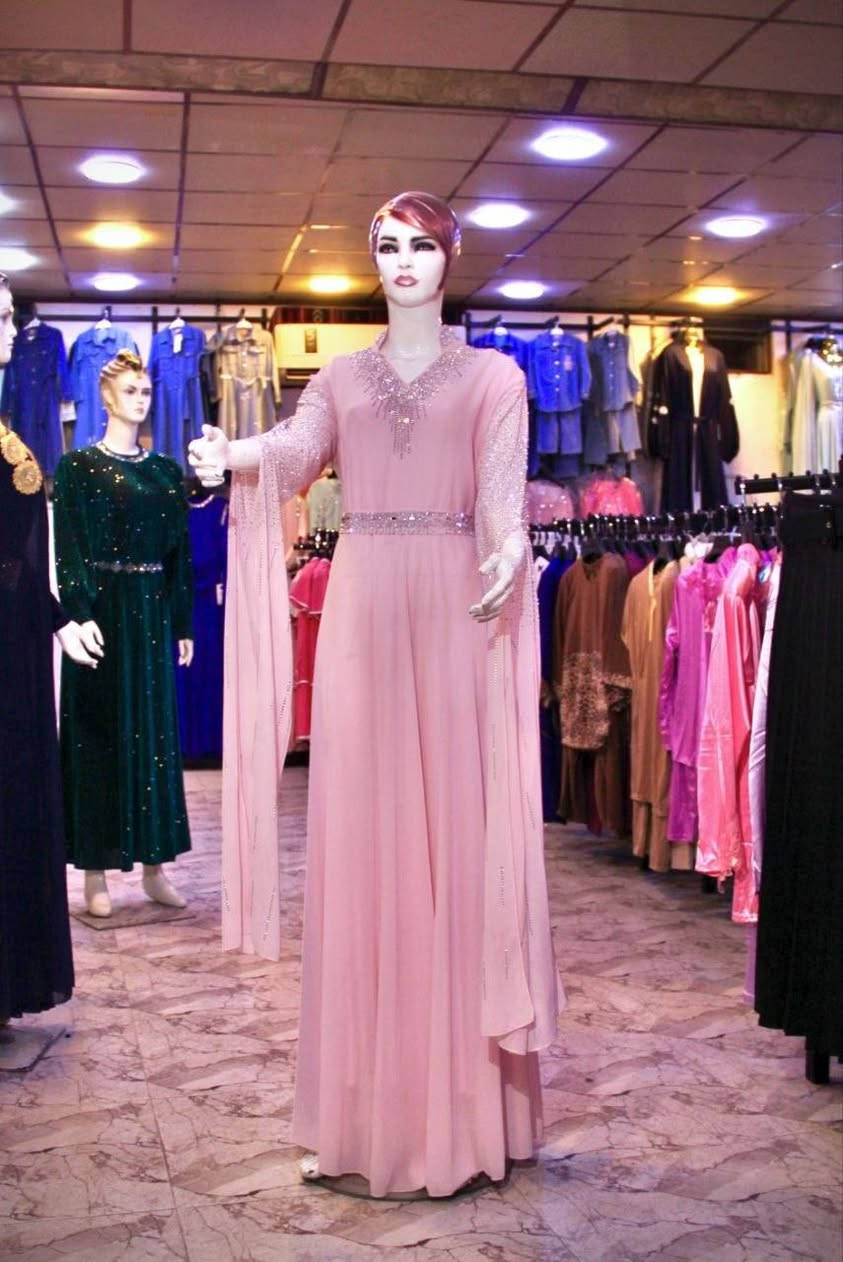 مجمع زهرة حلب 🌸
أجمل موديلات فساتين الأعراس والمناسبات لجميع الأذواق ✨
أسعار خيالية فقط بـ 22 ألف
📍 الموصل – 17 تموز، مجاور أفران زهرة الموصل
🚚 خدمة توصيل إلى كافة محافظات العراق
📞 للطلب والاستفسار واتساب: ***********
