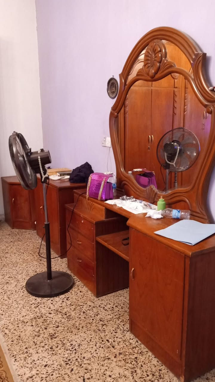 غرفه اخشاب وياهه الدوشك كل هاي سعره 800الف فقطططط يلا شراي يدخل خاص


**إذا كنت صاحب هذا الإعلان وتريد حذفه لأي سبب، رجاءا أرسل رسالة إلى الدعم الفني**