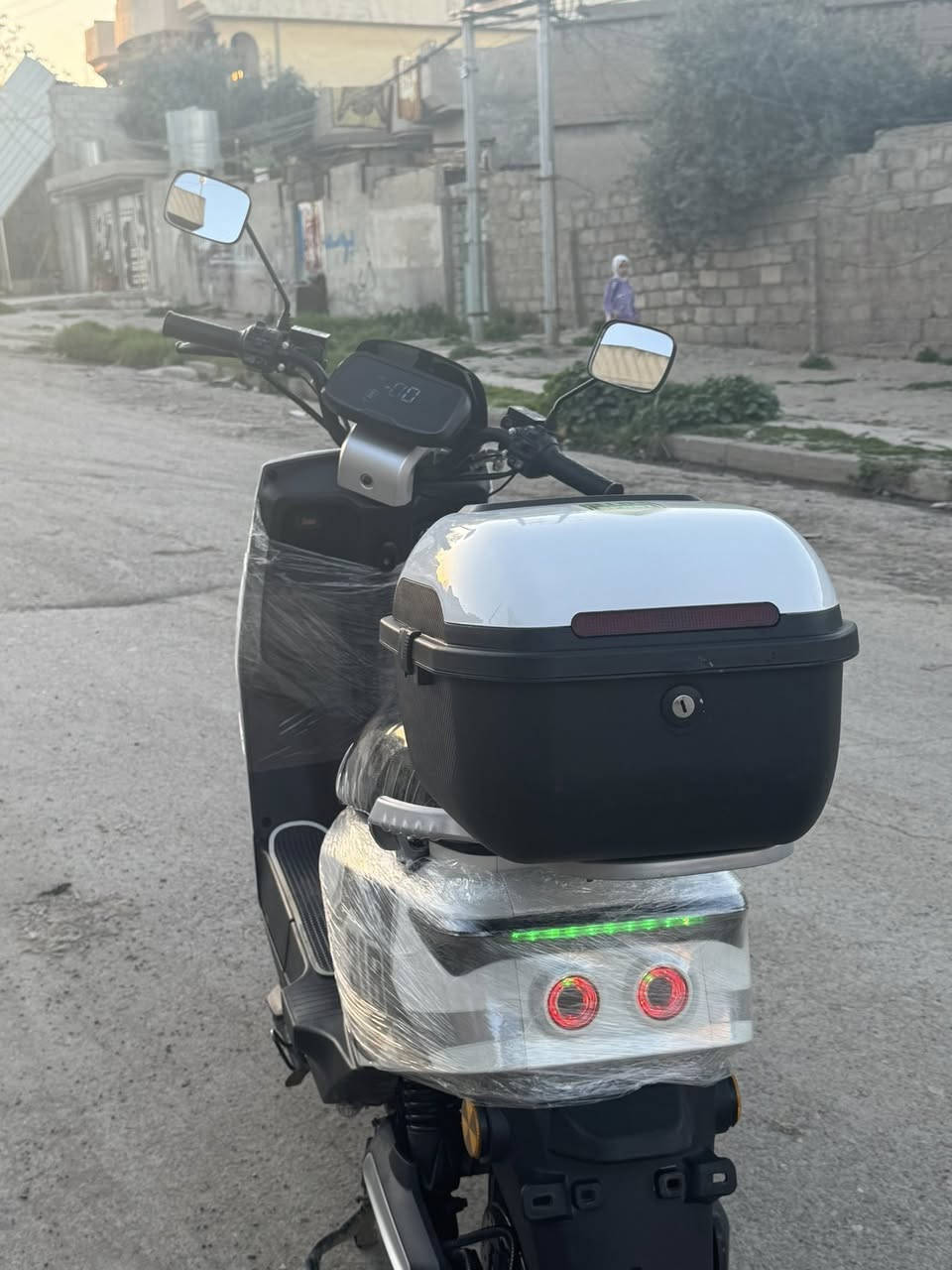 للبيع ماطور شحن أباجي 318جديد ما ناقصو شي دبل سويج دبل بصمه لايت عالي ناصي زينون اشاير و دبل اشاره نضام يرجع بك بريكات دسكات هيدروليك شاشه شغاله ماطور نشرات بك لايت ماطور حلو  ست بطاريات مسطره 28امبير مرتب ما ناقصو شي السعر 625 وبي مجال ***********
