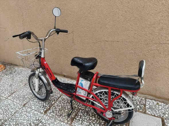 دراجة شحن بطارية ليثيوم للبيع ٣٢٥ الف
تاير حجم ١٨ .. تشغيل بصمة وسويج
بطارية ليثيوم المرغوبة.. مو كل سنة تبدل بطاريات مثل باقي الدراجات
***********
