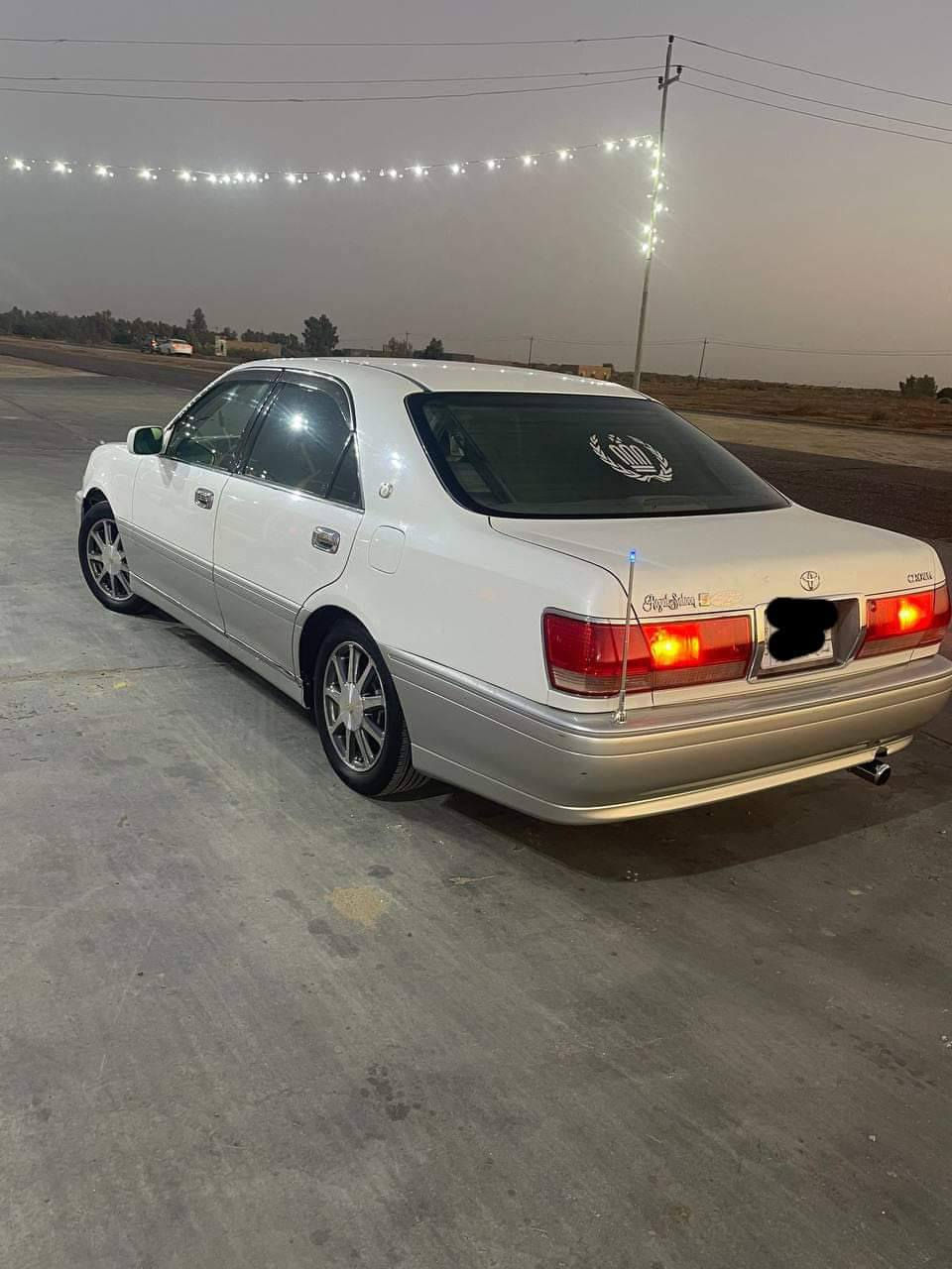 سلام عليكم ملكه مديل 2001كرستال فول عده الفتحه تبريد قطعتين ثلاجه اربع دكم اصل جلد شاصي 75 ديفور الكبير مراوس فقط ب ستاركس مديل 8/9
او 10 الي يراوس يتصل ع هاذه الرقم***********
