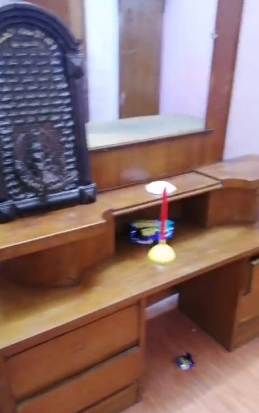 للبيع بالغزاليه ***********
المبردات نظيفات الوحده ب٦٠ صوميه ٤٠ كاونتر مرمر صناعي ١٢٥ مستعجلين على بيعتهم
