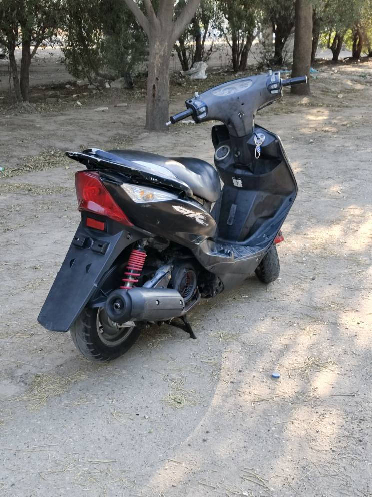 ماكس ثعلب 140 كامله مكمله ختم واحد شلعه ومعدل خير من الله مكينه خرسه ونظيفه لا تبخير ولا نضوح 
مكاني الغزاليه
سعرها 500 وبيها مجال جماعه ال 400 لا اطب وتعب روحك 
رقمي *********** بغداد, العراق
