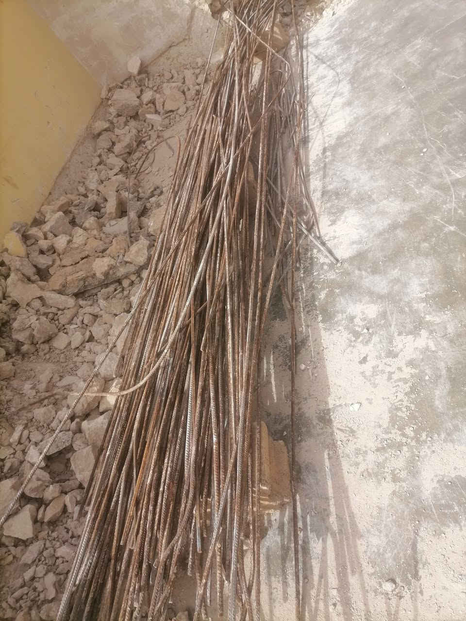 السلام عليكم يوجد حديد مستخدم لل بيع التواصل علا هاذ الرقم ***********
