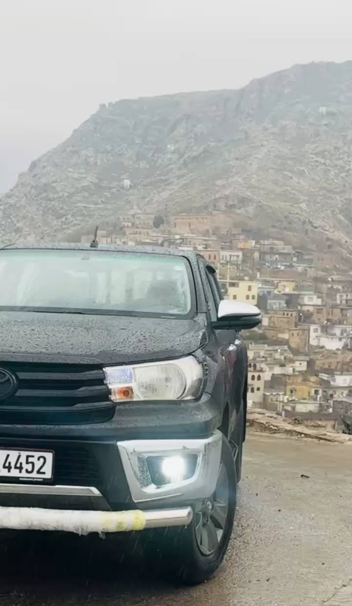 تویوتا هایلوکس مودیل 2018 
گیر توماتیک 
بدون سبغ ، فقط بیها pdr صغیر 
ماشیە 115 الف کیلومتر 
رقم سنویە جدیدە حتی 2029 
تحویل غرامە کل بشرطـ 
*********** اكر, نينوى
