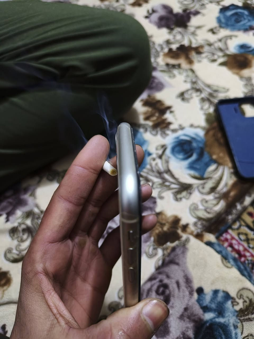 سلام عليكم 11 عادي وتر بروف ستخدام شخص واحد مراوس من 12 وافوگ 
ملاحضه هاي الفطور بلزكه گامل ملحقات كورتونه موجود


**إذا كنت صاحب هذا الإعلان وتريد حذفه لأي سبب، رجاءا أرسل رسالة إلى الدعم الفني**