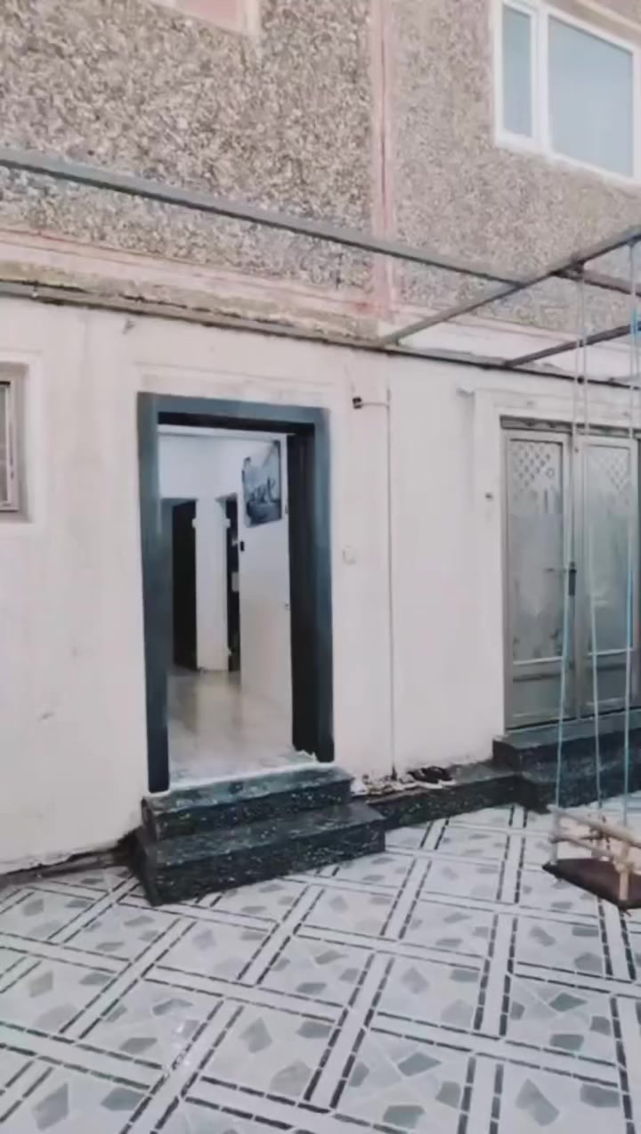 📣اعلان ٦٥٨📣

#شقة_للبيع منفردة
. 
📍الموصل/شقق الخضراء خلف مدرسة مكة 
🏛مساحة 123م
. 
تحتوي الشقة: 

طابقين 
طابق الاول (مدخل+بناء تواليت شرقي+تواليت غربي+هول+مطبخ بناء+حديقة خلفية) 

طابق الثاني(حمام+غرفتين نوم+سطح) 
. 
شقة نظافة جيدة جدا 
. 
📑سند طابو ملك صرف 

⭕للاستفسار عن السعر مراسلة الصفحة
....///...////..///...///...///...///....
🌹👇🏻او  الاتصال عالارقام ادناه👇🏻🌹
       ***********... واتساب+📞
       ***********... 📞
