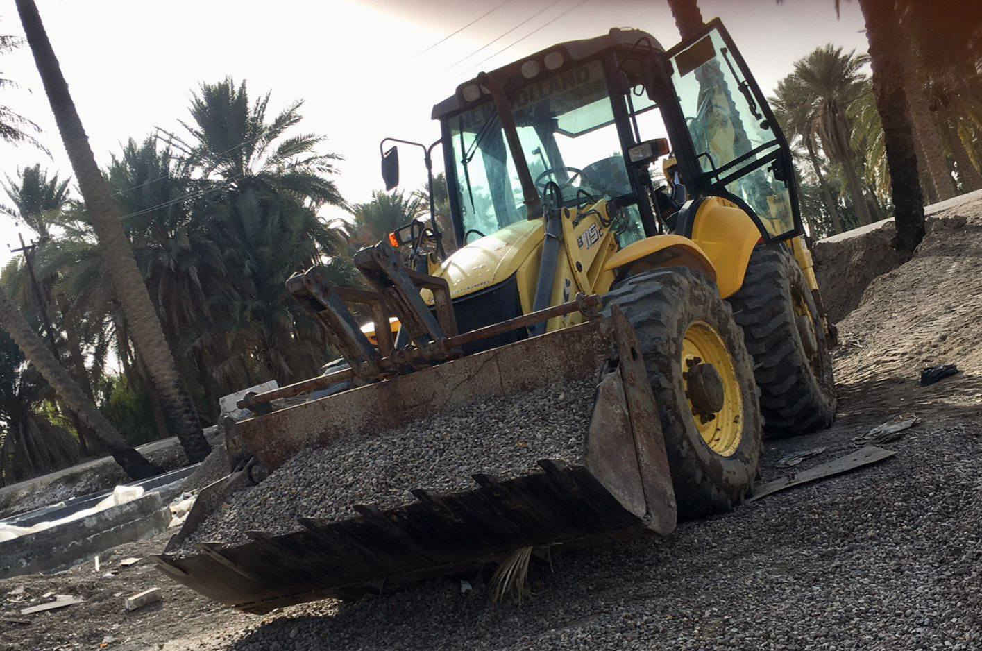 شفل حفاره نيوهولند موديل 2017
مشتغله 7 الاف ساعه
بلاديه على وضع الشركه ،تدفئه تبريد بلادي، 
دكمه طسه تأسيس نقار بلادي،  
محرك كير مضخه اكسلات كونترولات على وضع الشركه ممفتوح بيهن برغي،
كلشي شغال بيهه وعلى وضع الشركه مع صيانة عامه قبل أسبوع 
للبيع او مراوس بشي اقل واخذ فرق سياره او لوري قلاب او شفل 
مكان السيارة بابل 
للاستفسار *********** 

السعر: الطلب في التعليقات سياتي اليك على الخاص مباشرة
