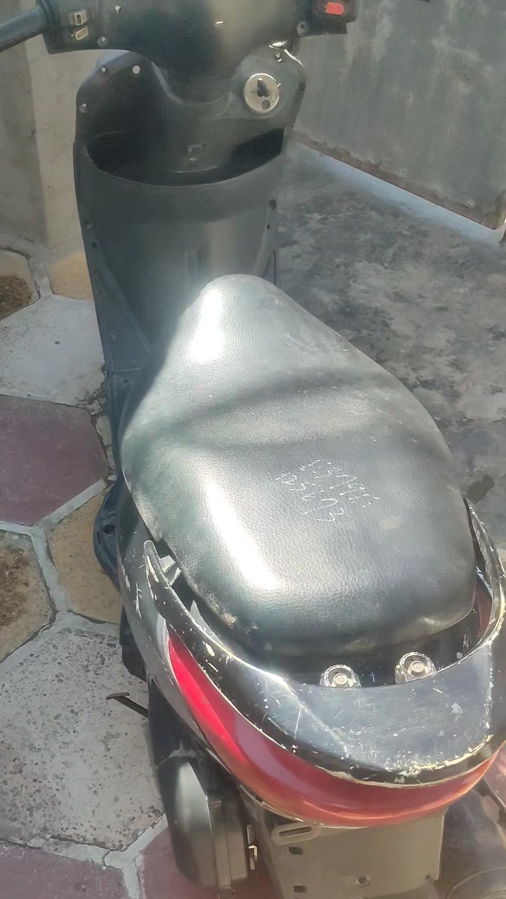 اسلام عليكم دراجتين البيع
سكنس نثيه وفريز نوزل البيع
كوم حديد بغداد المعامل الباويه 350قفل ***********
