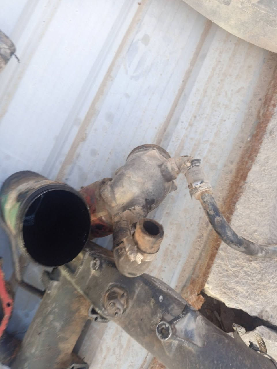 السلام عليكم غراض مكينة مان سوبر ودكشن حار ودكشن بارد و انتركولر قبق ولفات تخم وكورات 4  بم اصلي بوش جديد  وتخم نوزل جديد  واويل كلر  واتر بم نضيف شغال عل شرط  تاروسة بستم واحد طبك تصعيد فول المكان الديوانية ***********
