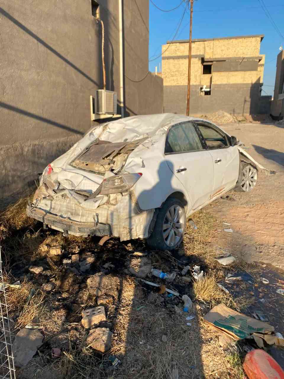 سيراتو ٢٠١١ حادثها امامكم بالصور 
ابيعها على حادثها 
للاستفسار الاتصال على الرقم 
***********
العنوان بابل الاسكندريه
