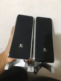 زوج سماعات Logitech اصلي اصلي ب١٥ الف مكاني الاعظمية 07830737779