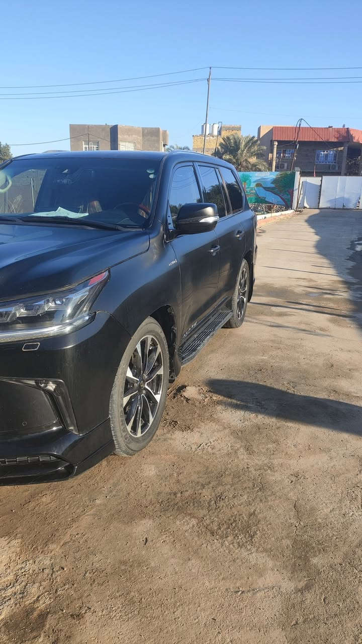 لكزس 2016 محدثه 2021 كورو اعلا فئة كَاز لونها اسود ومغلفه اسود طافي مضلل 80% بيبان شفط مواصفات لكزس معروفه
السعر/55.500$وبيها مجال قليل
العنوان/الناصريه
للاستفسار/***********
