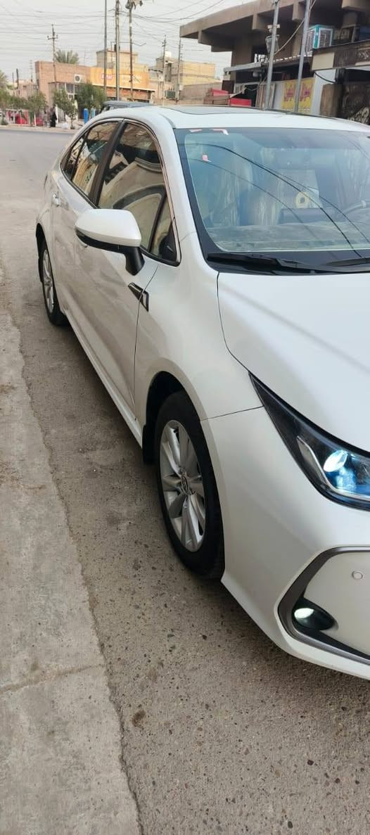 للبيع سيارة تويوتا كورلا 2024
موديل: 2024

سياره بسمي ثاني يوم تحويل 
ستيراد خليجي 
رقم دولي 
المحرك: 1800 سي سي
لايت زنون
تخم تاير
بصمة تشغيل
السيارة باسمي
ما بيها ولا قطرة صبغ، بلاديه
ولا مدعومه 
نظيفة جدًا وحالة الوكالة
السعر قابل للتفاوض للجادين
للتواصل  اتصال
 📞 ***********

مميزات تويوتا كورلا 2024 – محرك 1800
محرك 1800 سي سي اقتصادي وعملي
ناقل حركة أوتوماتيك CVT
بصمة تشغيل بدون مفتاح
لايت زينون + إضاءة نهارية LED
نظام تبريد قعتين
أنظمة أمان كاملة: ABS – VSC – TRC – EBD
وسائد هوائية أمامية وجانبية
نظام الثبات على المنحدرات
تكييف أوتوماتيك قوي
شاشة وسطية متعددة الوسائط
بلوتوث + USB
كاميرا خلفية
مثبت سرعة
مقود كهربائي متعدد الوظائف
نظام ECO لتوفير الوقود
نوافذ ومرايا كهربائية
قفل مركزي + إنذار
تخم تاير
