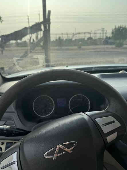 السلام عليكم شيري E5 للبيع 
موديل ٢٠١٤
رقم بابل
سنويه منتهيه رقمها الماني مشروع وطني
للتفاصيل اتصل ***********
