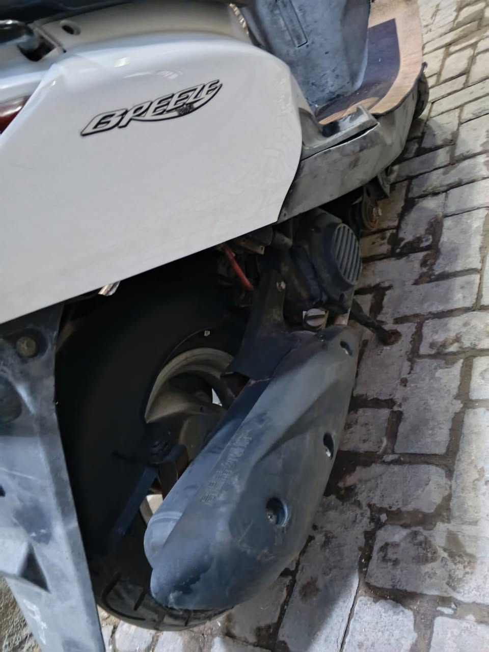 بريز لايت جوة بدون كل نقص للبيع السعر 600 واتساب + اتصال *********** بغداد شارع الكفاح
