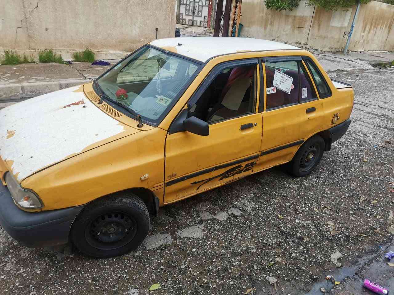 السلام عليكم سايبا للبيع موديل 2011
سياره جاهزه تايرات جدد باتري جديد اساسها نضيف 
مكينه بدايه نفخ كير شرط تحويل شرط السعر ١٤ وبيها مجال قليل للتواصل 
***********
***********
