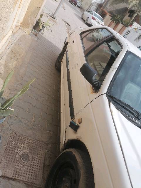 السيارة ماشية 400 الف كيلو
