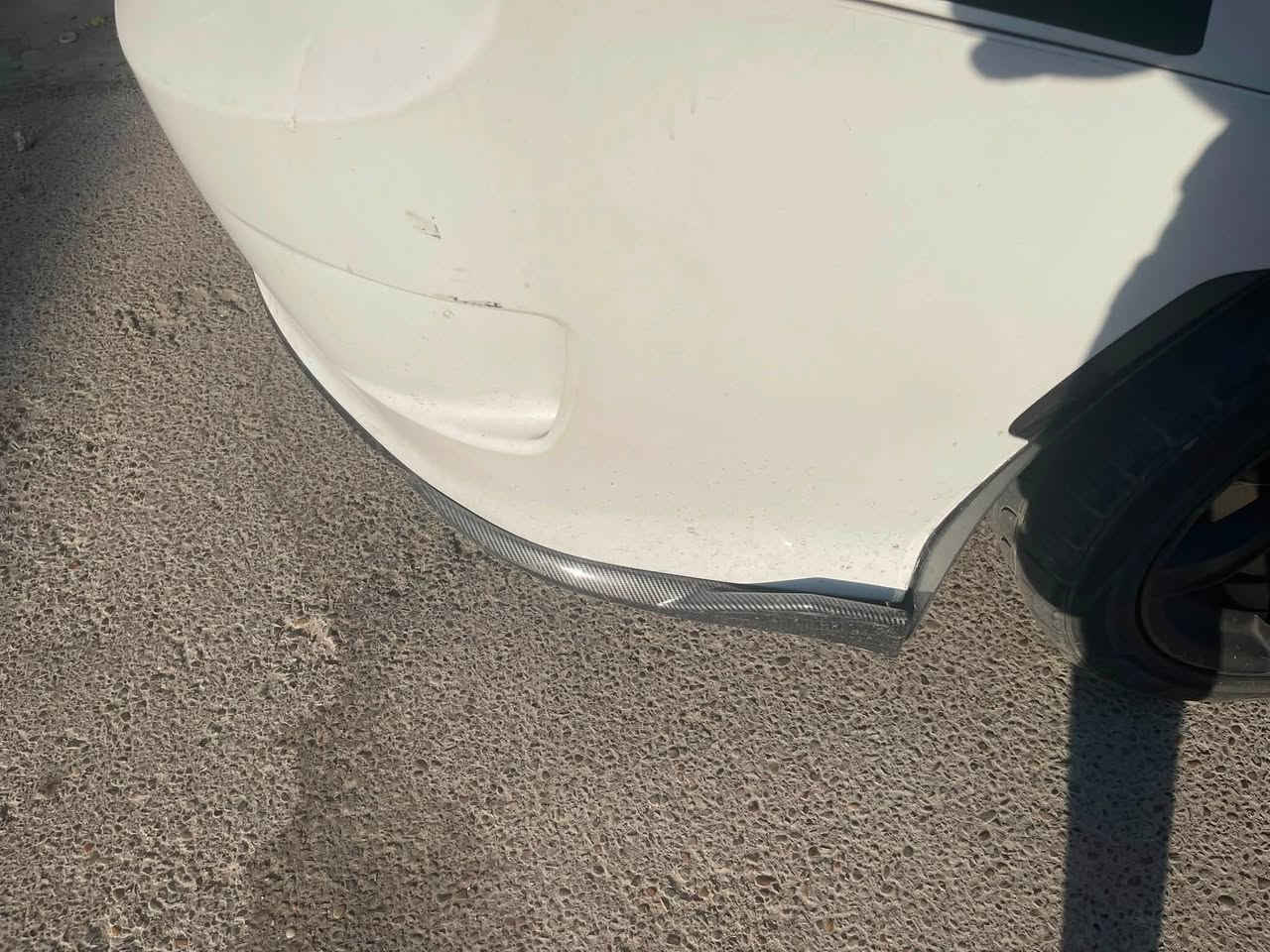 سلام عليكم
مراوس باسود لامع او بيع كيفك 

مري باتمان + يدات باب 

مثلث جام + دوس + زعانف 

كلهه كاربون فايبر مراوس باسود لامع

مكانهم بغداد رقم تلفون ***********
