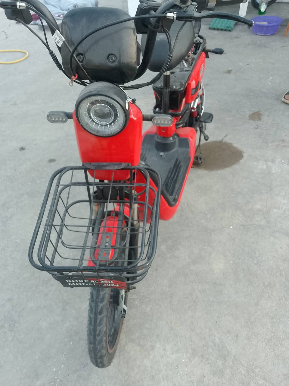 سلام عليكم عندي دراجه ع شحن اريدها 500 بس الظفيره يحتاجلها تبديل واضحه بالصوره
***********
