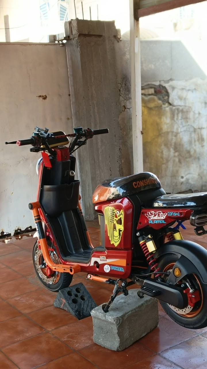 دراجه شحن للبيع خمسة باتري ٣٢انبير ***********
