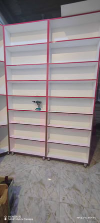 فاترينات • خشب تركي • ٢٩٠×٩٤سم