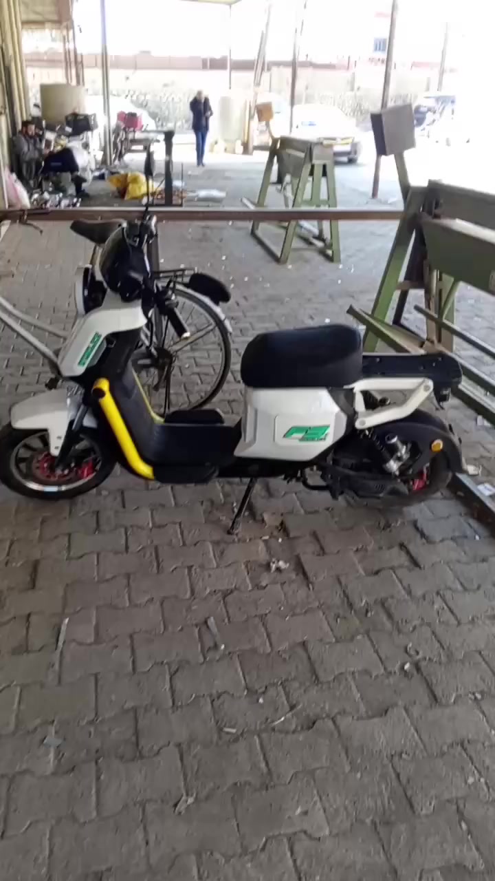 دراجة شحن للبيع الجديد الناقص بيها البطارية السعر 400 ألف وبيها مجال


**إذا كنت صاحب هذا الإعلان وتريد حذفه لأي سبب، رجاءا أرسل رسالة إلى الدعم الفني**