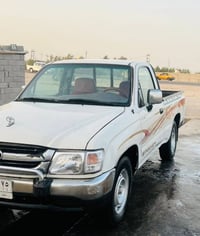 سيارة جمرة • تويوتا جمرة • للبيع • موديل 2002 • تبريد سويج • رقم انكلي...