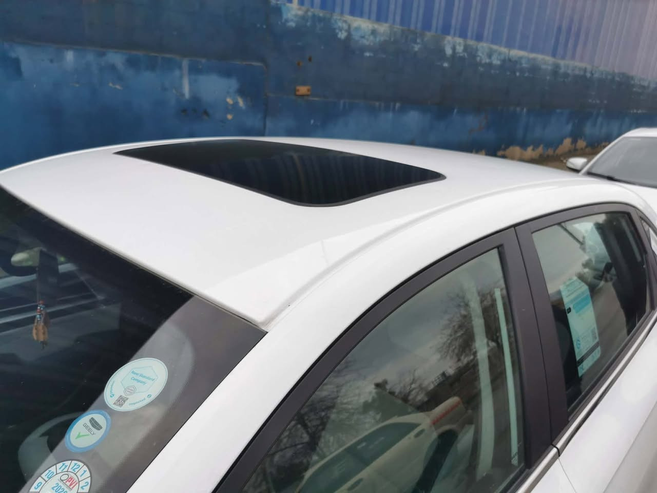 چێڵی ئیمیگڕاند 2024 فوفوڵ      مواسفات
بي قوب بي شوخت ته نيا ته رزه كوته كه ميك جاكرايه 
زه مانه سفري شه ريكه 
سحر ١١٤ مه جالي كه م
***********
