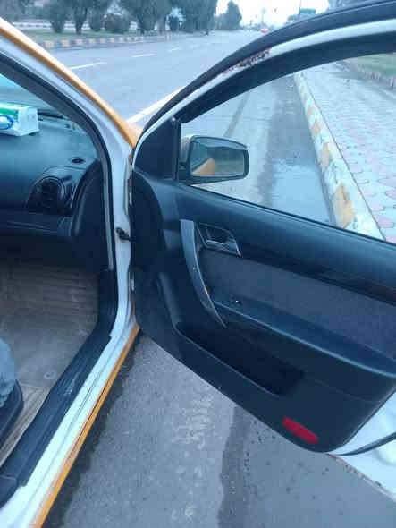 دايو جنتره شكل الفيو موديل 2009 للبيع سياره جاهزه ومتعوب عليهه مكينه وكير كورلا جاهزه من كلشي مابيهه اي نقص راعيهه يريد تحويل رقمه عندي ومستمسكاته عندي سعر 35 ترهم بيع وترهم مراوس ***********
