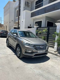 سنتافي موديل ٢٠١٨ امريكي رقم بغداد بسمي هزه وسنويه جديده محرك ٢٤٠٠سيار...